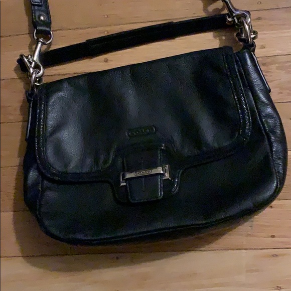 This is a GREAT BAG!!! Best COACH CROSSBODY BAG. Great CONDITION and GREAT PRICE - Picture 2 of 12